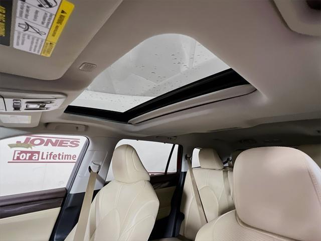 used 2022 Toyota Highlander car
