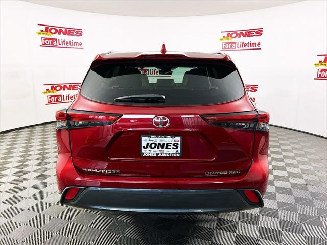 used 2022 Toyota Highlander car