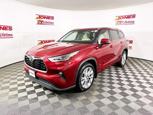 used 2022 Toyota Highlander car