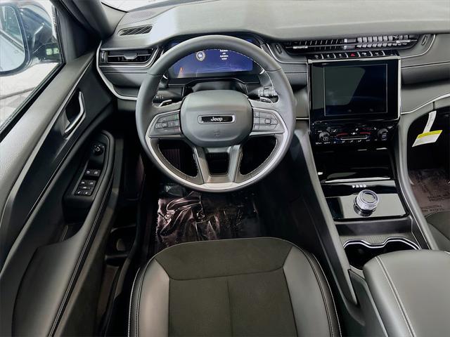 used 2025 Jeep Grand Cherokee car, priced at $41,995