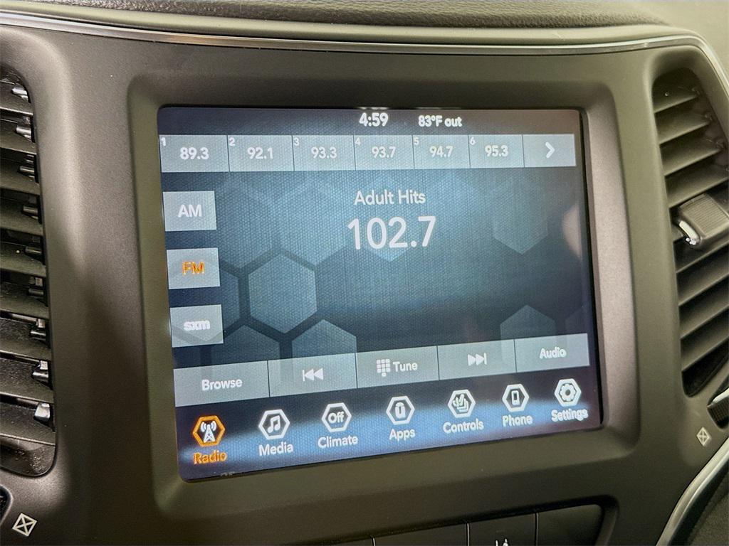 used 2022 Jeep Cherokee car, priced at $24,193