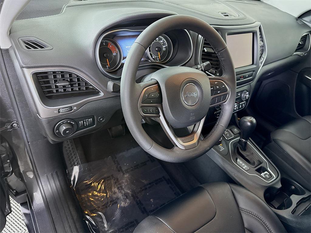 used 2022 Jeep Cherokee car, priced at $24,193