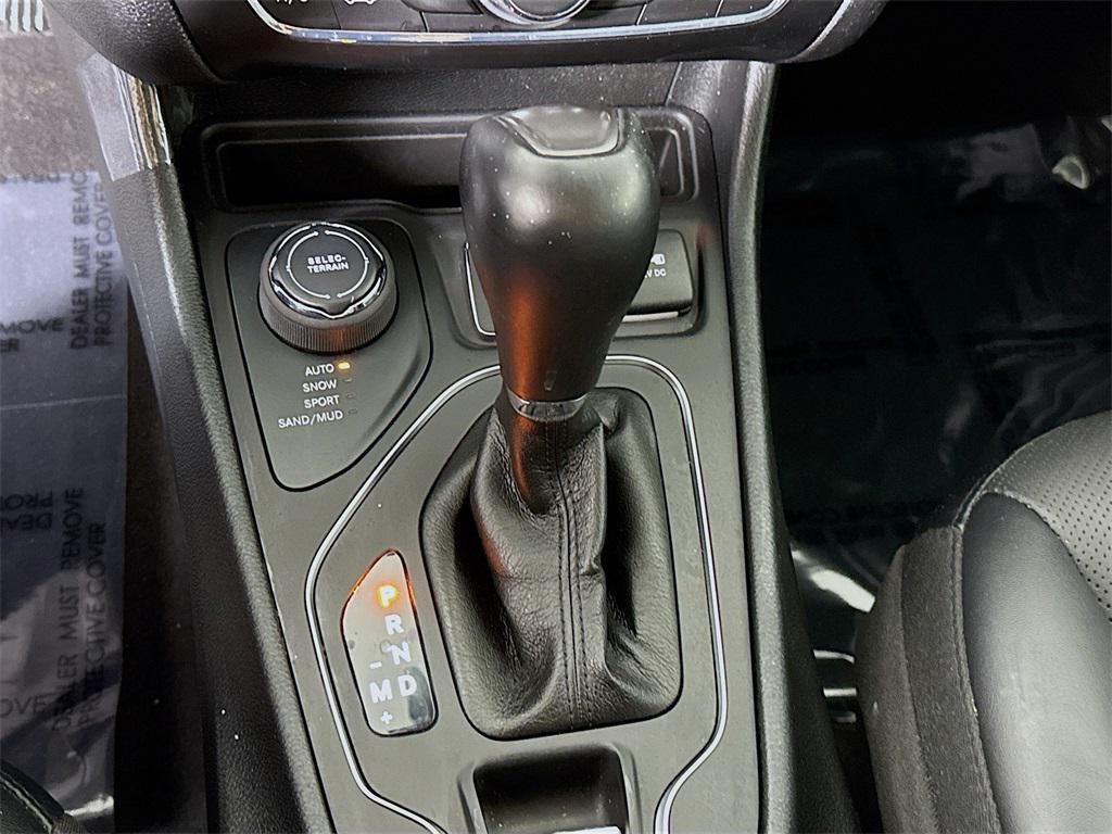 used 2022 Jeep Cherokee car, priced at $24,193