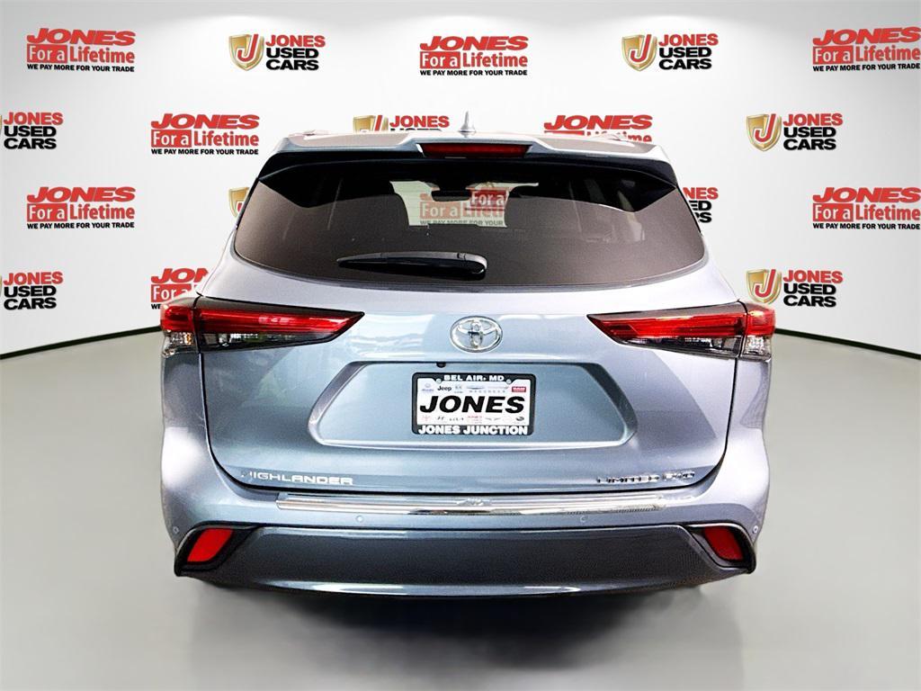 used 2023 Toyota Highlander car, priced at $46,998