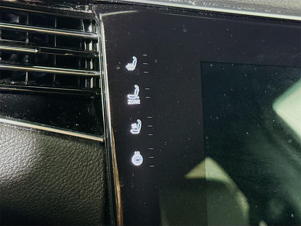 used 2024 Jeep Wagoneer L car, priced at $44,980