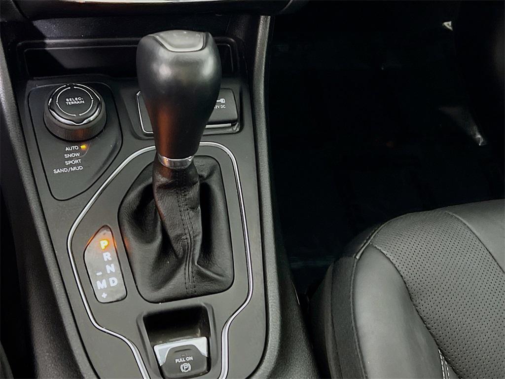 used 2021 Jeep Cherokee car, priced at $26,998
