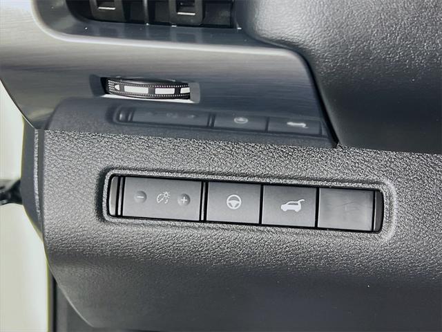 used 2023 Nissan Pathfinder car, priced at $35,998