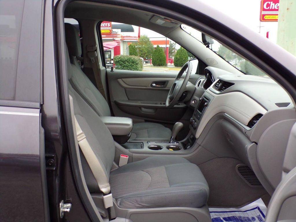 used 2017 Chevrolet Traverse car, priced at $8,995