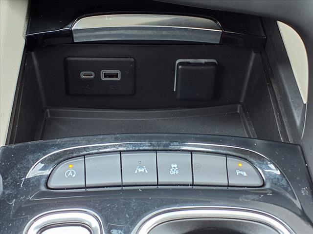 used 2022 Buick Envision car, priced at $27,995