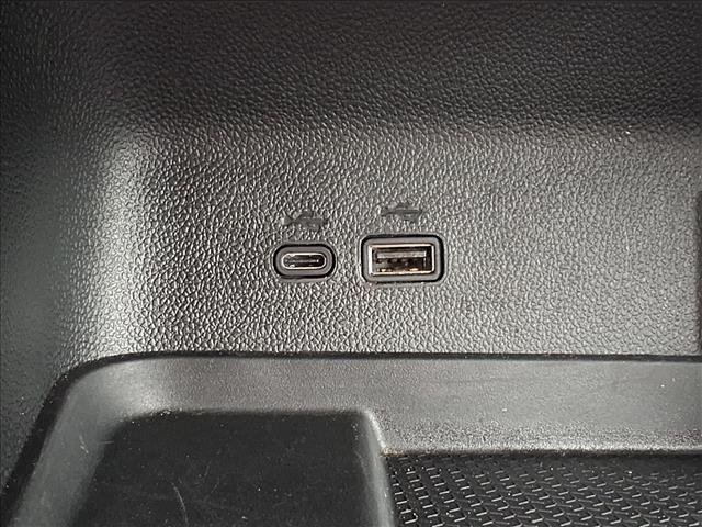 used 2024 Chevrolet Traverse car, priced at $47,995