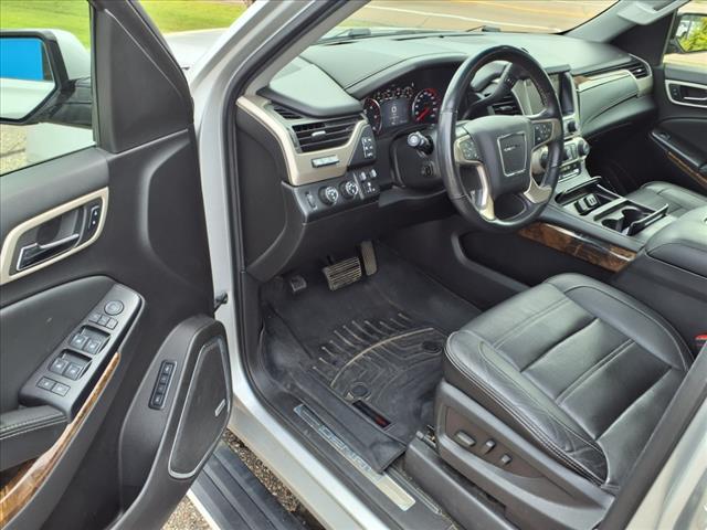 used 2016 GMC Yukon XL car, priced at $24,995