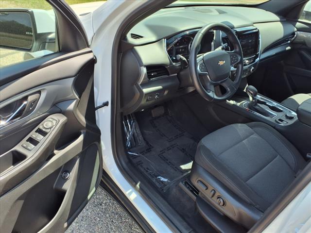 used 2022 Chevrolet Traverse car, priced at $33,995