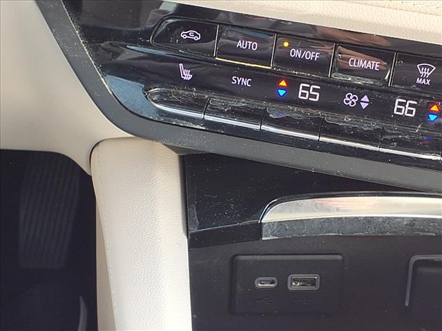 used 2022 Buick Envision car, priced at $29,995