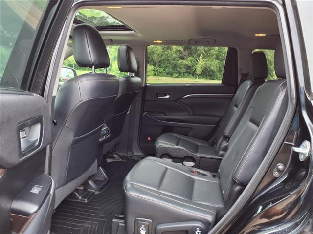 used 2016 Toyota Highlander car, priced at $18,995