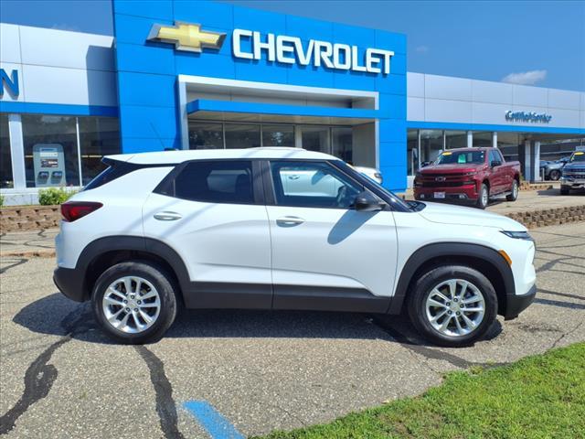 used 2025 Chevrolet TrailBlazer car, priced at $28,685