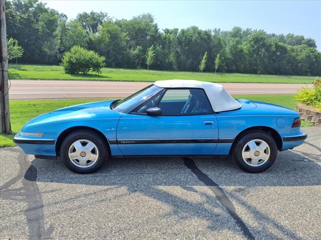 used 1990 Buick Reatta car, priced at $17,995