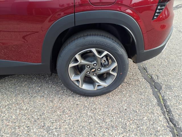 new 2025 Chevrolet Trax car