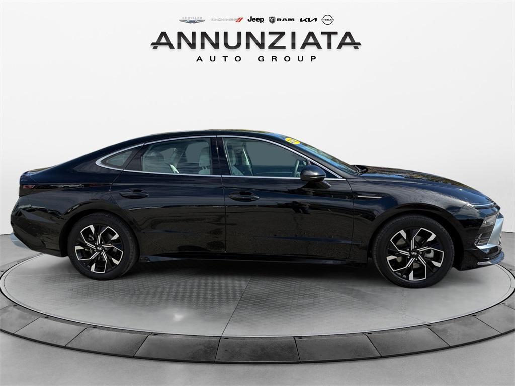 used 2025 Hyundai Sonata car, priced at $20,599