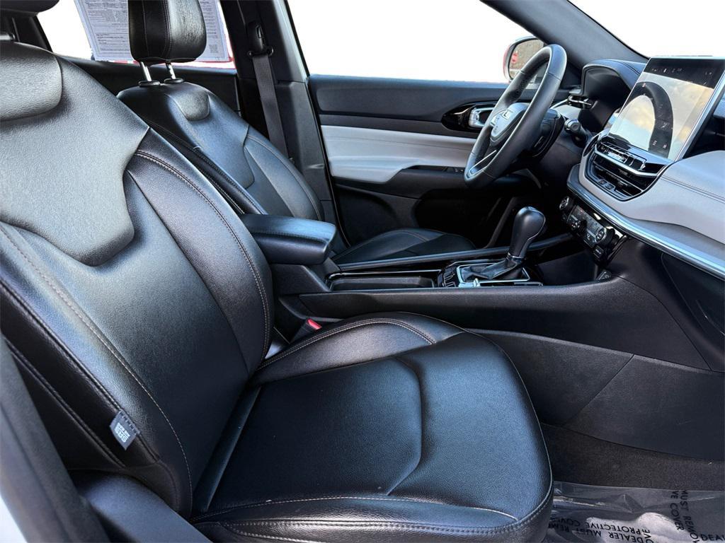 used 2024 Jeep Compass car, priced at $25,899