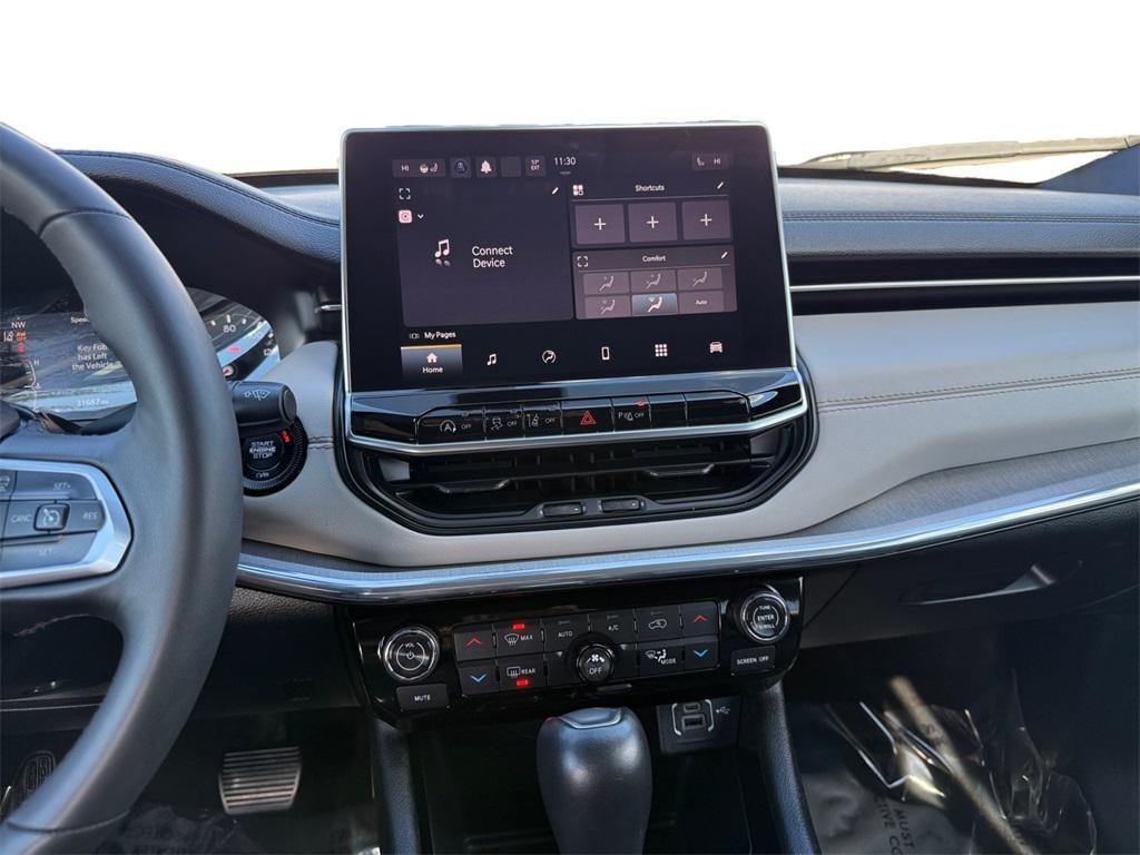 used 2024 Jeep Compass car, priced at $25,899