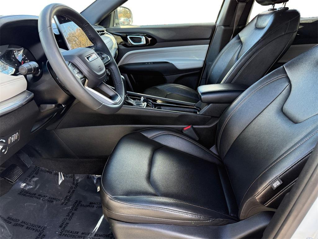 used 2024 Jeep Compass car, priced at $25,899