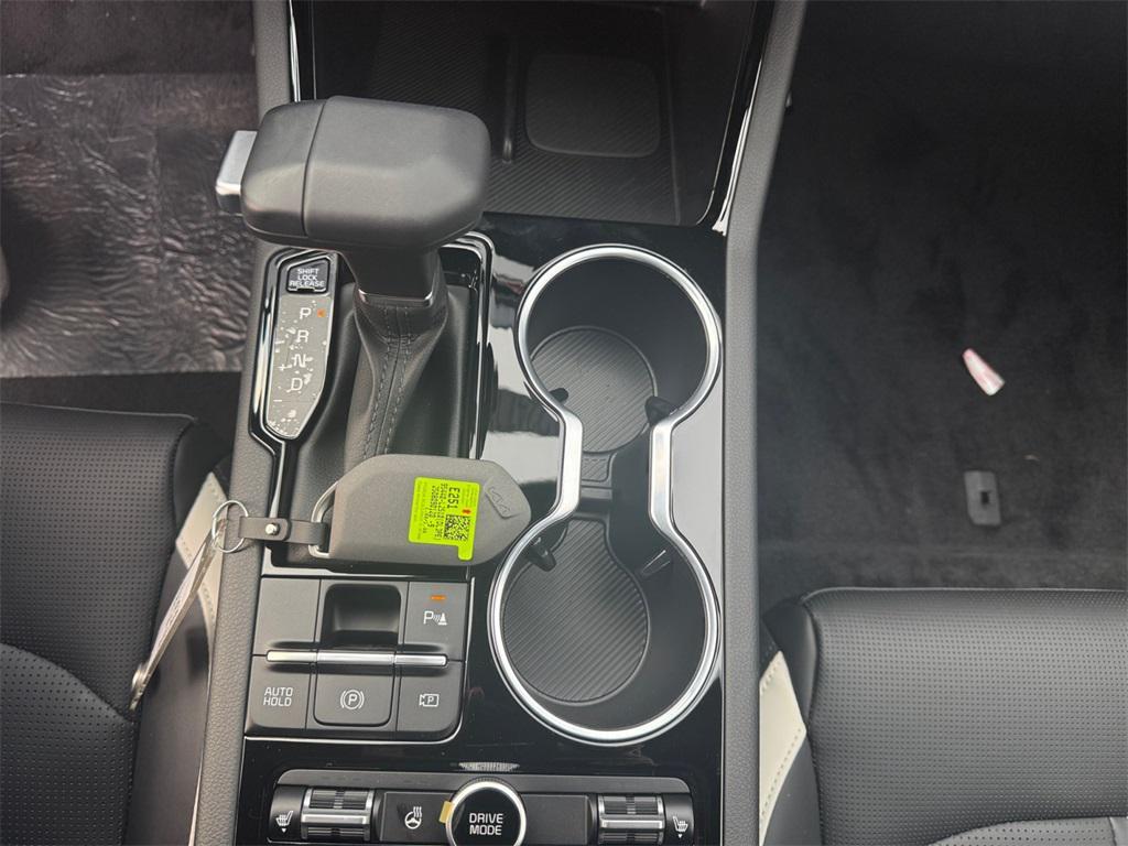 new 2026 Kia K5 car, priced at $33,935