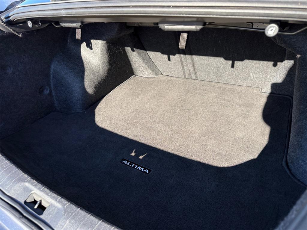 used 2024 Nissan Altima car, priced at $18,999