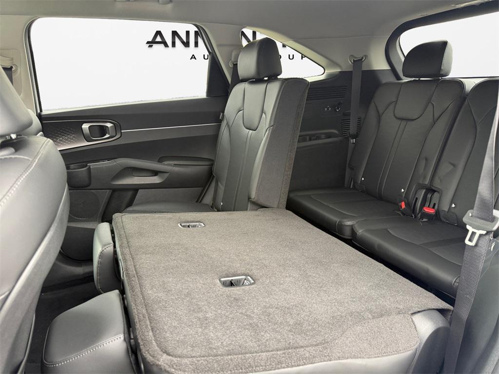 new 2026 Kia Sorento car, priced at $42,620