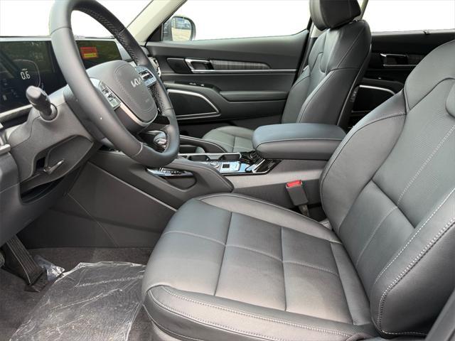 new 2025 Kia Telluride car, priced at $46,560