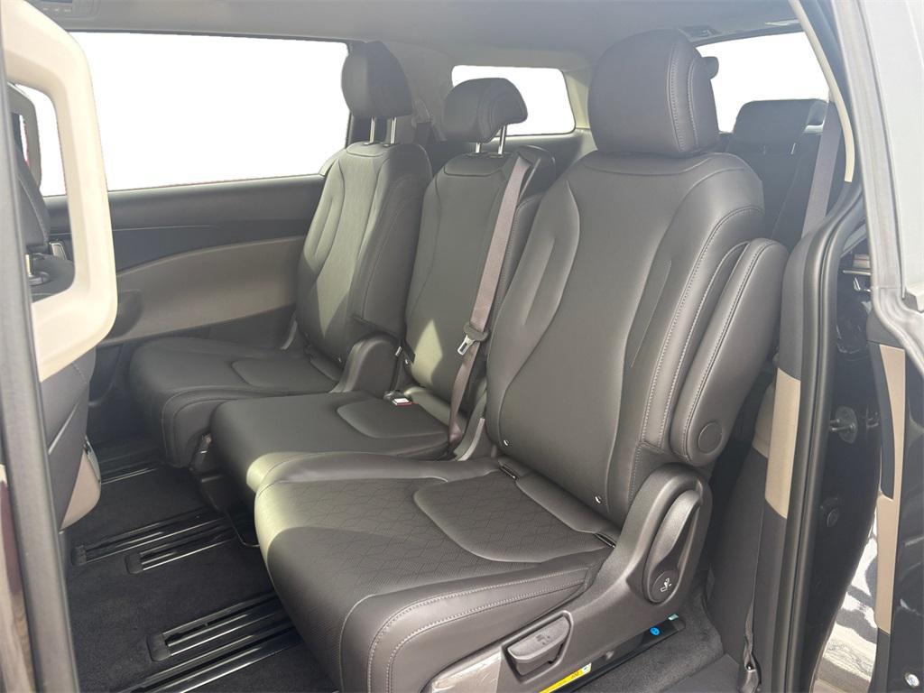 new 2026 Kia Carnival car, priced at $40,770