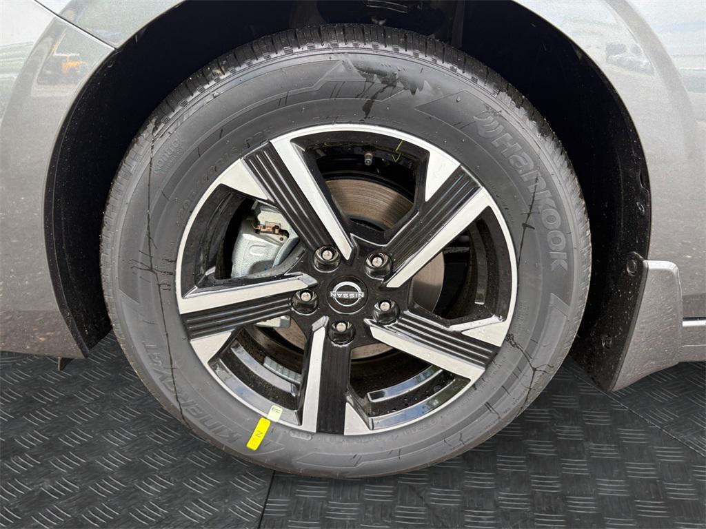 new 2025 Nissan Sentra car, priced at $25,775