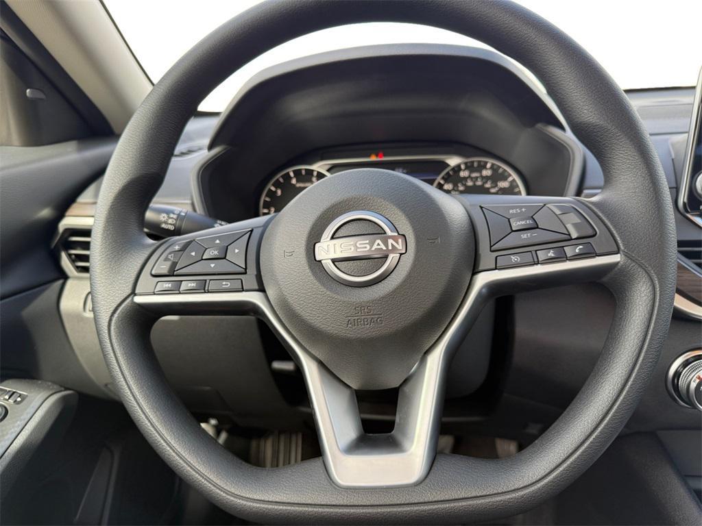 new 2025 Nissan Altima car, priced at $30,200