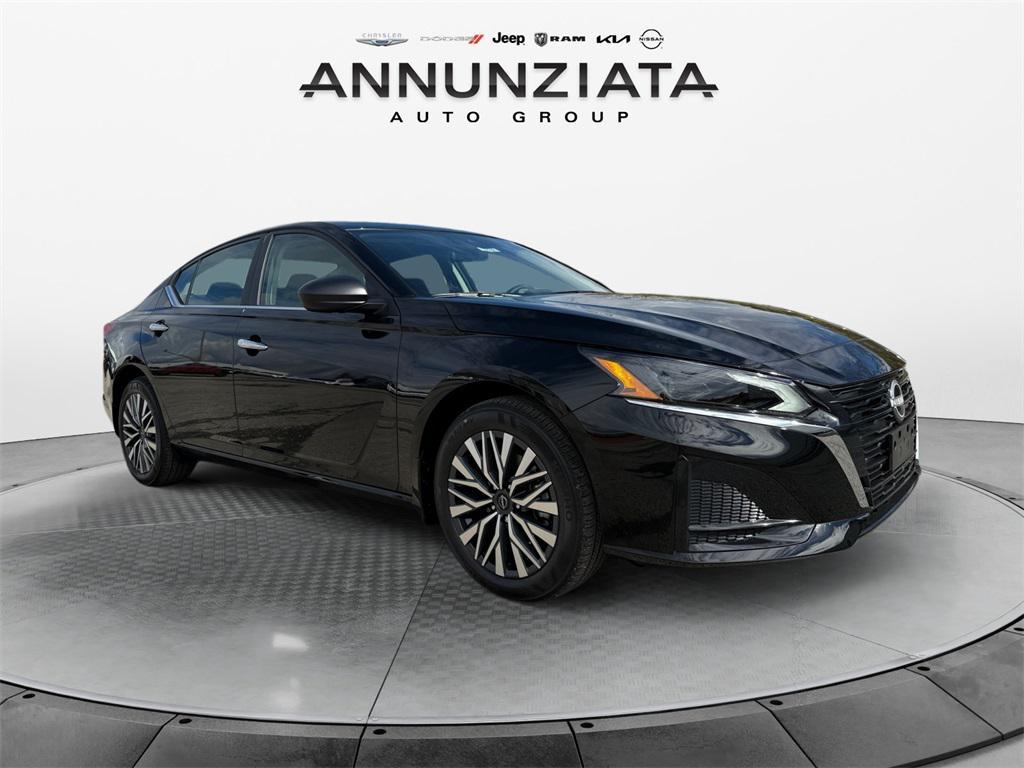 new 2025 Nissan Altima car, priced at $30,200