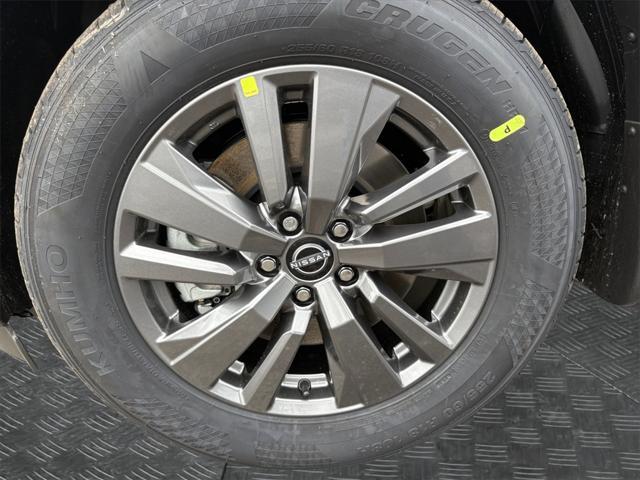 new 2025 Nissan Pathfinder car, priced at $45,445