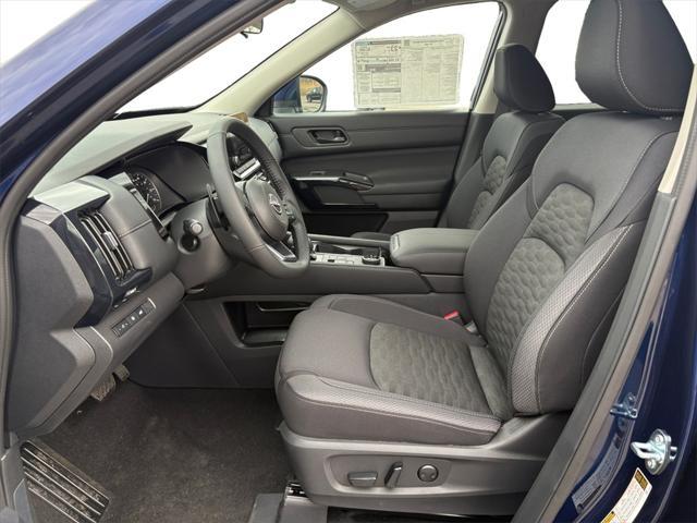 new 2025 Nissan Pathfinder car, priced at $45,445