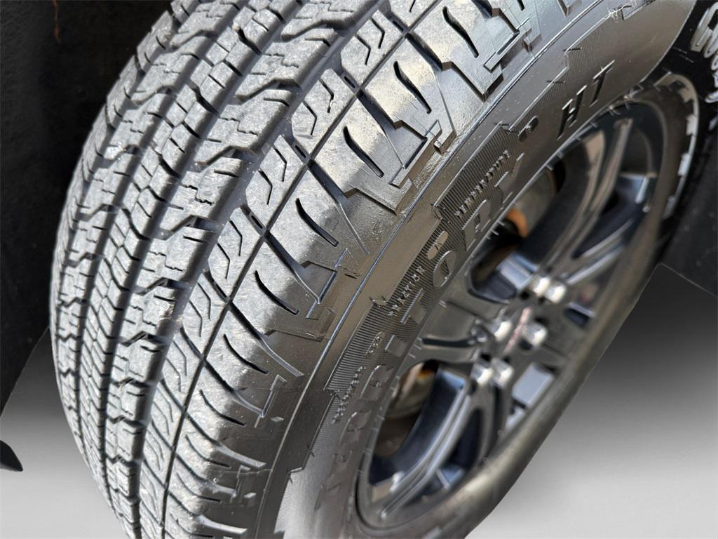 used 2020 GMC Acadia car, priced at $22,099