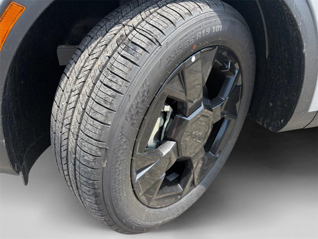 new 2026 Kia Sportage car, priced at $39,305