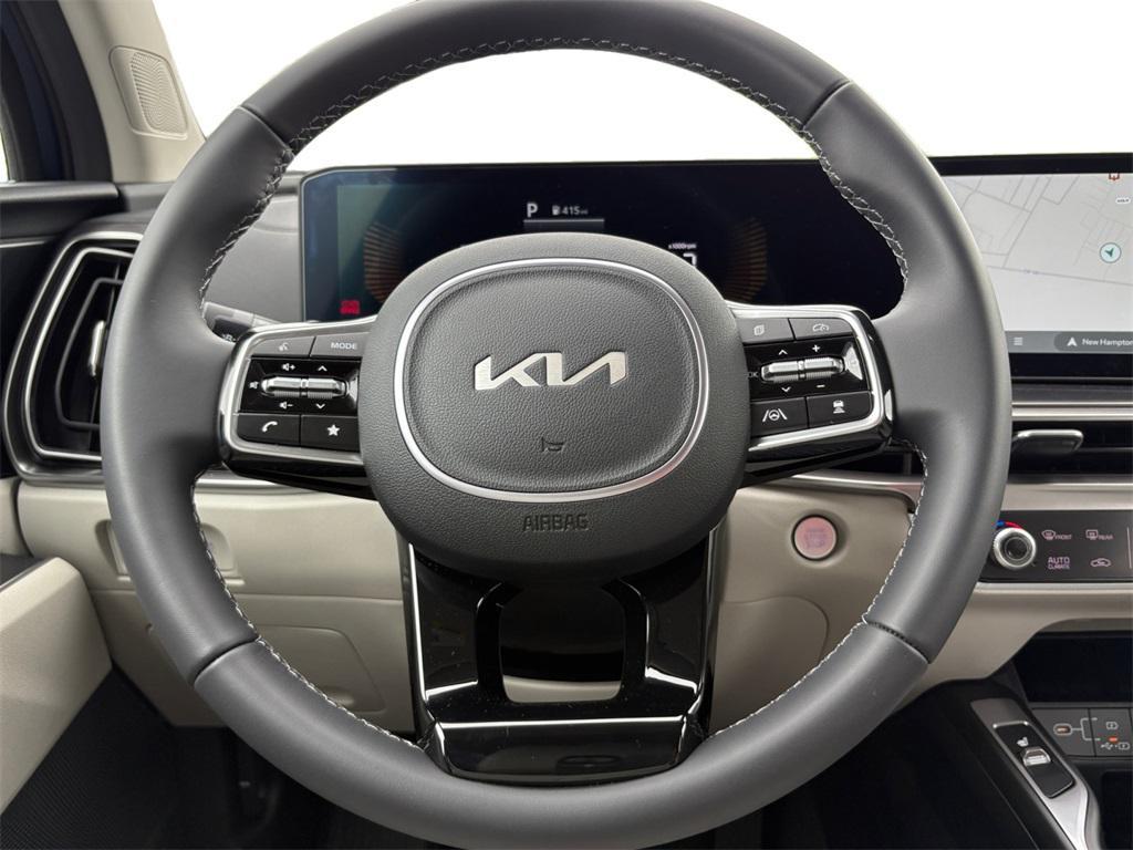 new 2025 Kia Sorento car, priced at $39,895