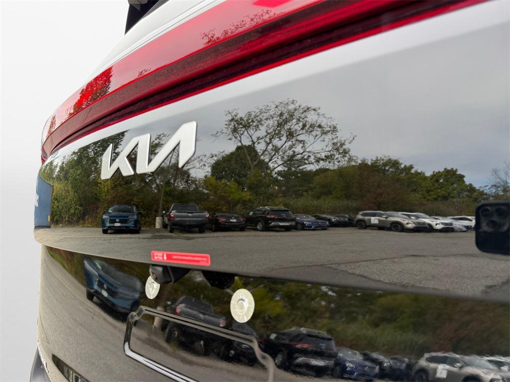 new 2026 Kia Carnival car, priced at $43,790