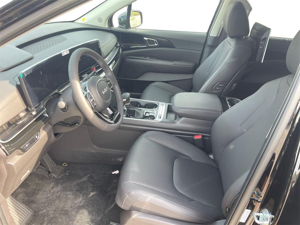 new 2026 Kia Carnival car, priced at $55,815