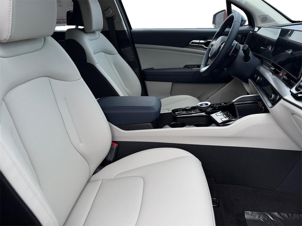 new 2025 Kia Sportage Hybrid car, priced at $34,510