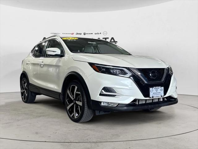 used 2022 Nissan Rogue Sport car, priced at $22,299