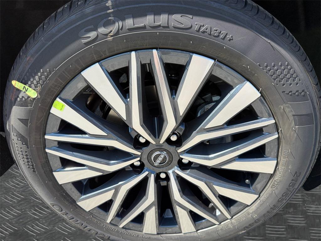 new 2025 Nissan Altima car, priced at $30,520