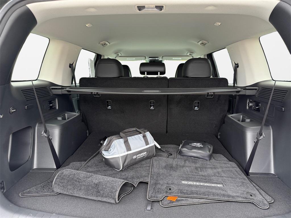 used 2025 Hyundai Santa Fe car, priced at $33,699