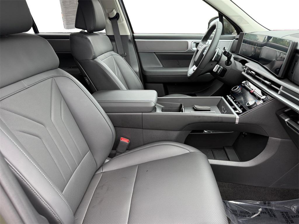 used 2025 Hyundai Santa Fe car, priced at $33,699