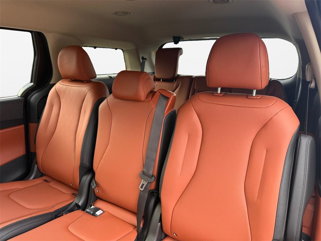 new 2026 Kia Carnival Hybrid car, priced at $44,970