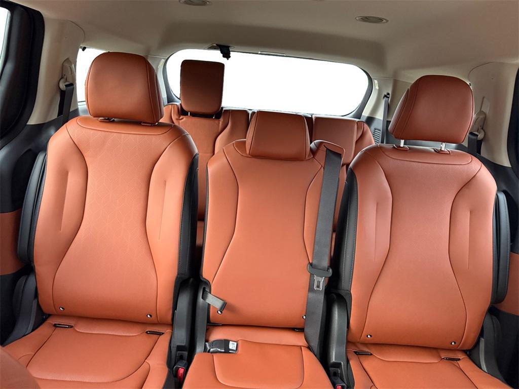 new 2026 Kia Carnival Hybrid car, priced at $44,970