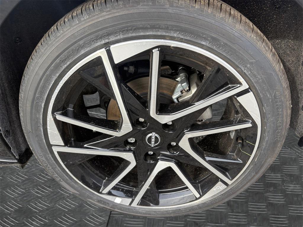 new 2025 Nissan Sentra car, priced at $24,235