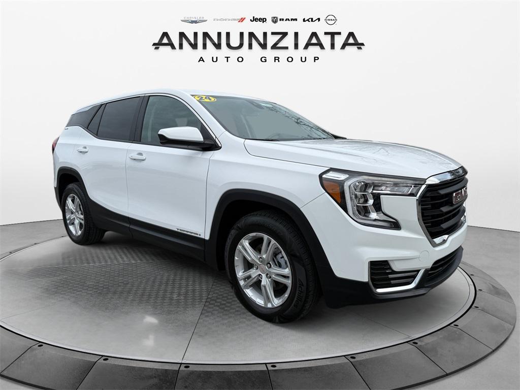 used 2024 GMC Terrain car, priced at $21,299