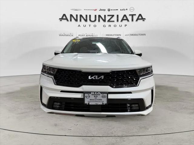 used 2022 Kia Sorento Hybrid car, priced at $34,500